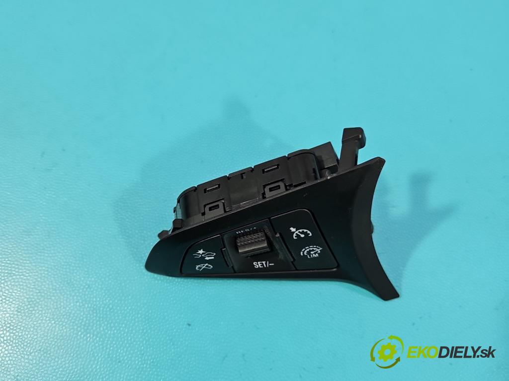 Opel Astra V  2015-2022 1.4 T 125 HP manual 92 kW 1399 cm3 5- prepínač multifunkční: řízení: 13496258 (Prepínacie páčky pod volantom)