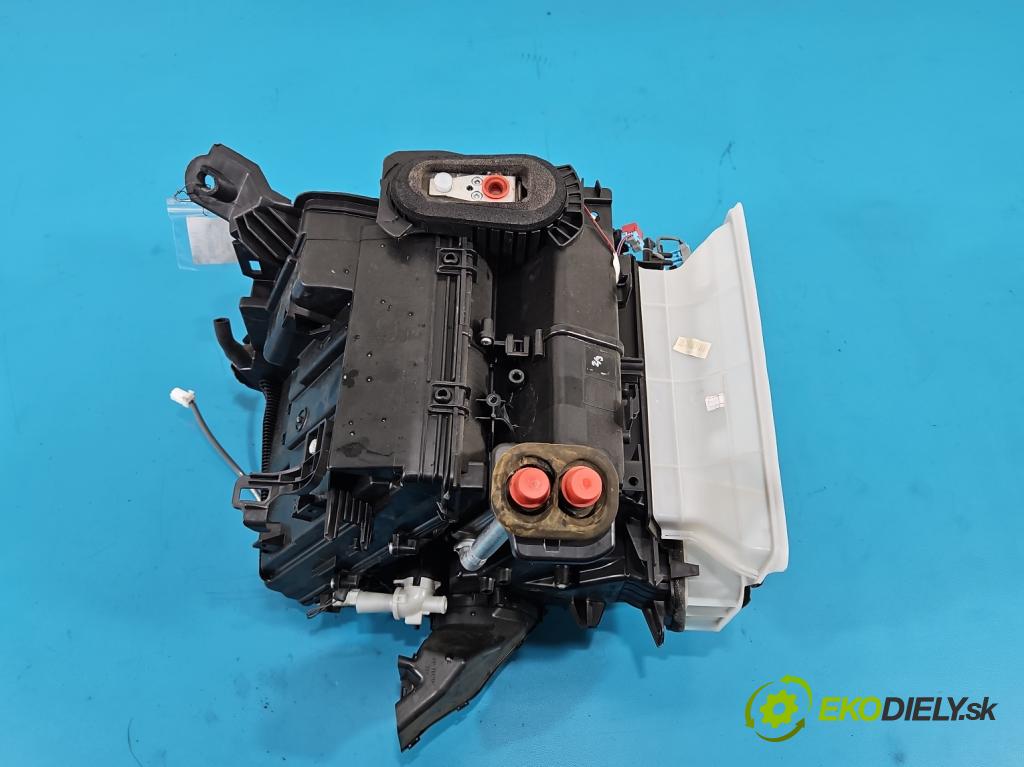 Toyota Auris II 2012-2018 1.8 hybrid 99 HP automatic 73 kW 1798 cm3 5- radiator 87050-02S90 (Radiátor kúrenia)