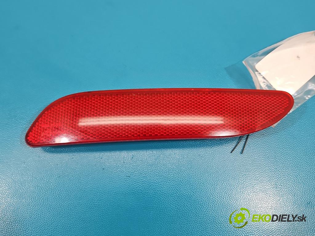 Toyota Auris II 2012-2018 1.8 hybrid 99 HP automatic 73 kW 1798 cm3 5- Odraz: