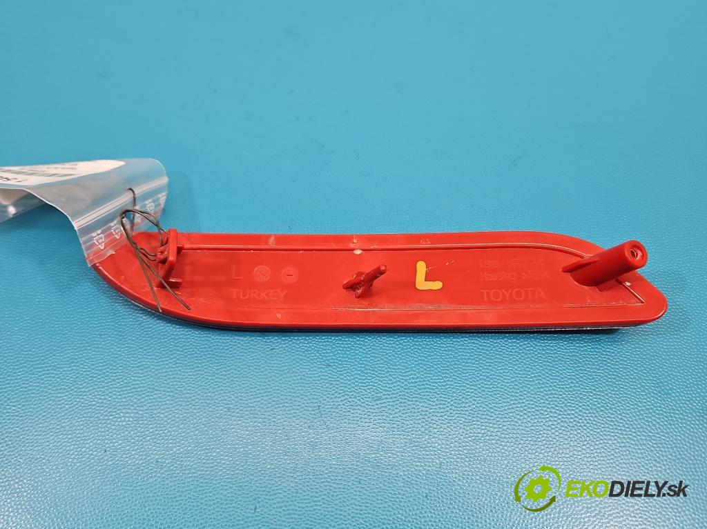 Toyota Auris II 2012-2018 1.8 hybrid 99 HP automatic 73 kW 1798 cm3 5- Odraz: