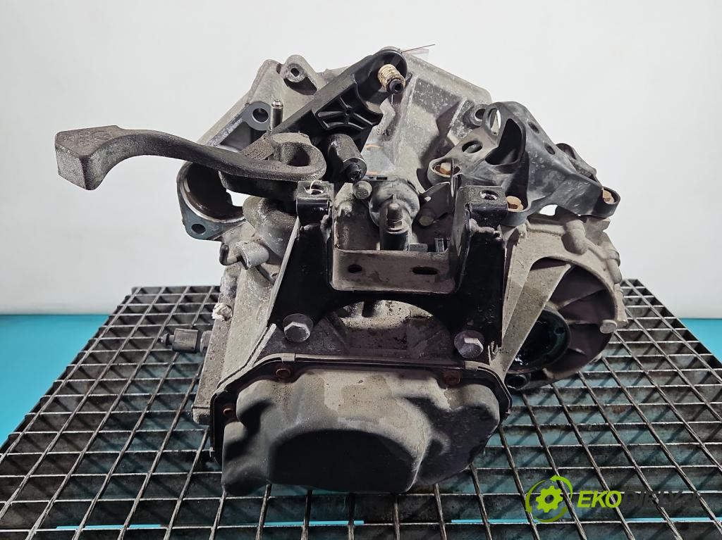 Vw Polo IV 9N 2001-2009 1.4 16V 80 hp manual 59 kW 1390 cm3 5- převodovka stupňová manual JHQ