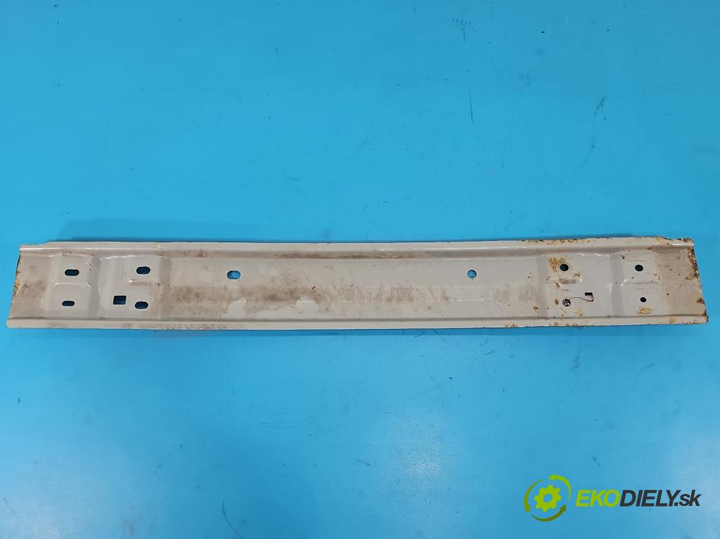 Toyota Auris II 2012-2018 1.8 hybrid 99 hp automatic 73 kW 1798 cm3 5- výztuha nárazníku zadní