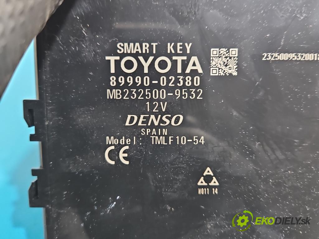 Toyota Auris II 2012-2018 1.8 hybrid 99 HP automatic 73 kW 1798 cm3 5- riadiaca jednotka ostatné 89990-02380