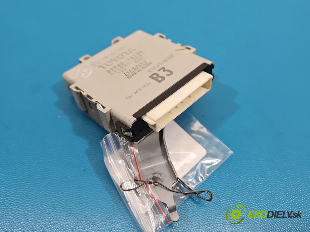 Toyota Auris II 2012-2018 1.8 hybrid 99 HP automatic 73 kW 1798 cm3 5- riadiaca jednotka ostatné 89940-12130