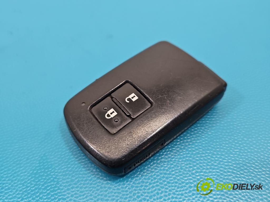 Toyota Auris II 2012-2018 1.8 hybrid 99 HP automatic 73 kW 1798 cm3 5- dialkové klíč: 