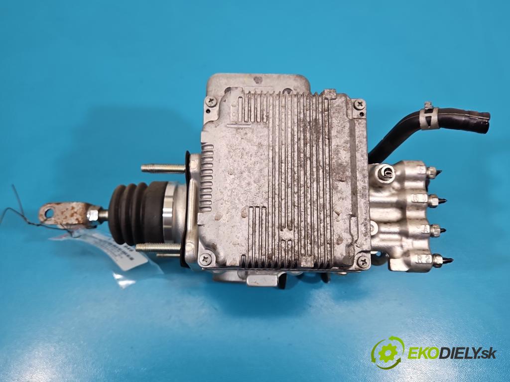 Toyota Auris II 2012-2018 1.8 hybrid 99 HP automatic 73 kW 1798 cm3 5- servo brzdové 47210-12180