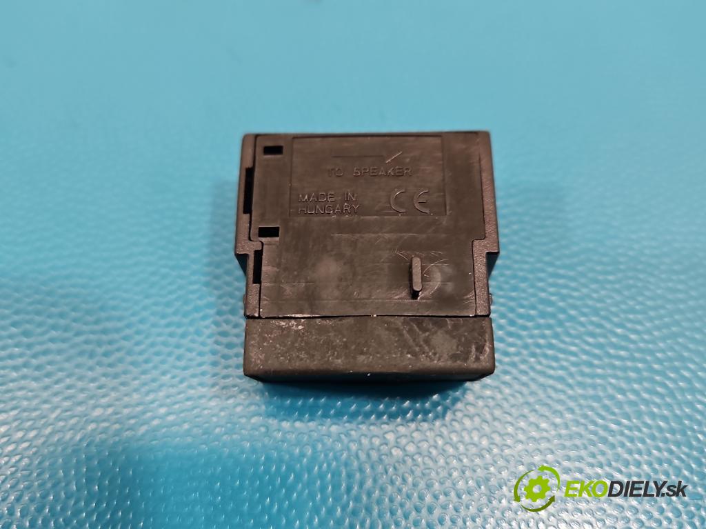 Toyota Auris II 2012-2018 1.8 hybrid 99 HP automatic 73 kW 1798 cm3 5- Mikrofon: 86730-02010