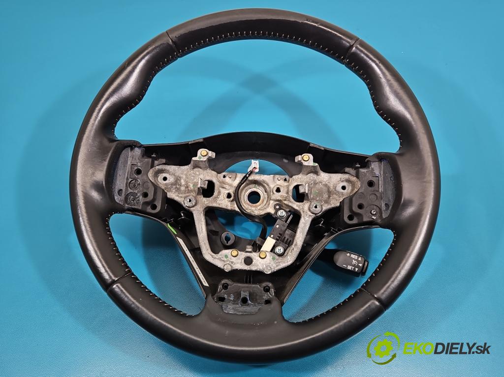 Toyota Auris II 2012-2018 1.8 hybrid 99 HP automatic 73 kW 1798 cm3 5- volant  (Volant)