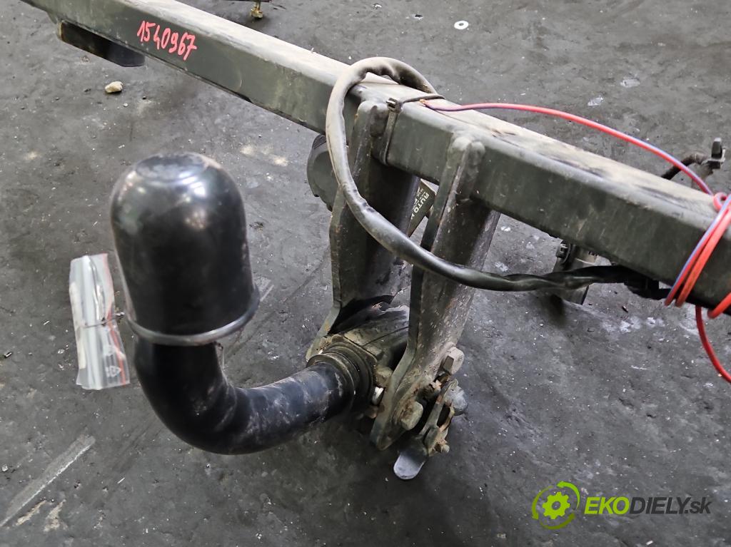 Opel Astra V  2015-2022 1.4 T 125 hp manual 92 kW 1399 cm3 5- oko tažné  (Tažné zařízení)