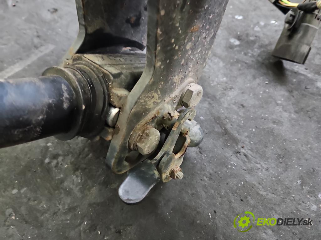 Opel Astra V  2015-2022 1.4 T 125 hp manual 92 kW 1399 cm3 5- oko tažné  (Tažné zařízení)