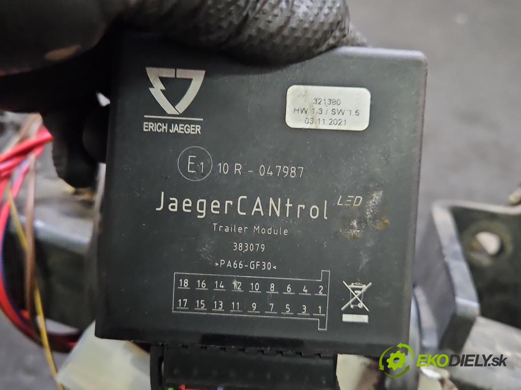 Opel Astra V  2015-2022 1.4 T 125 hp manual 92 kW 1399 cm3 5- oko tažné  (Tažné zařízení)