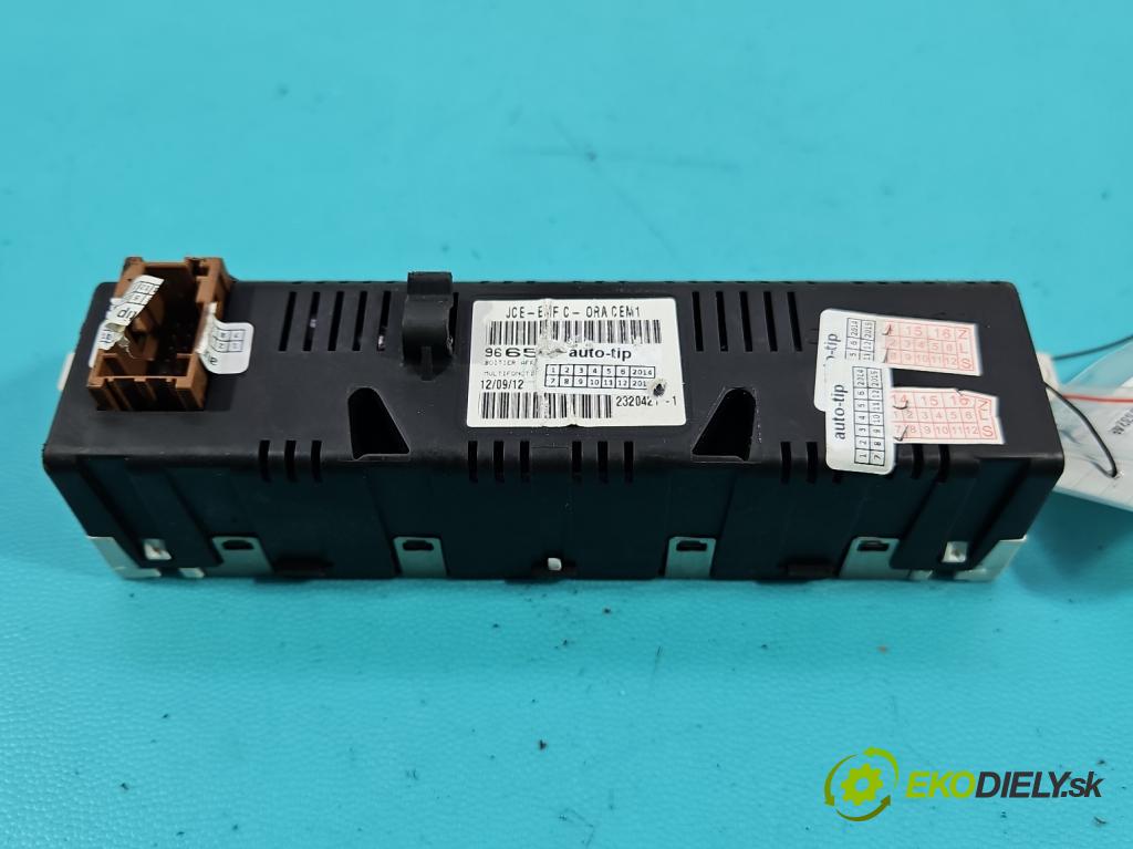 Peugeot 407 2.0 hdi 136 HP manual 100 kW 1997 cm3 4- Zobrazit:  (Prístrojová doska)