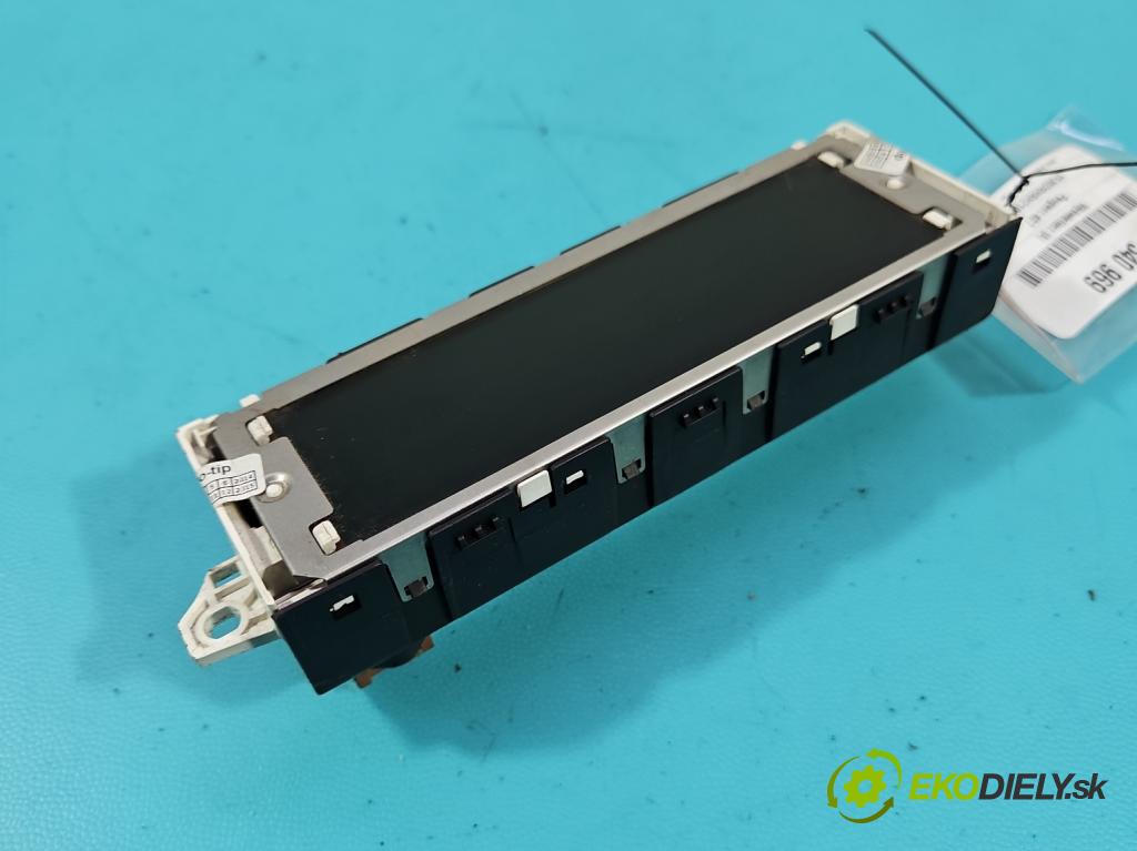 Peugeot 407 2.0 hdi 136 HP manual 100 kW 1997 cm3 4- Zobrazit:  (Prístrojová doska)