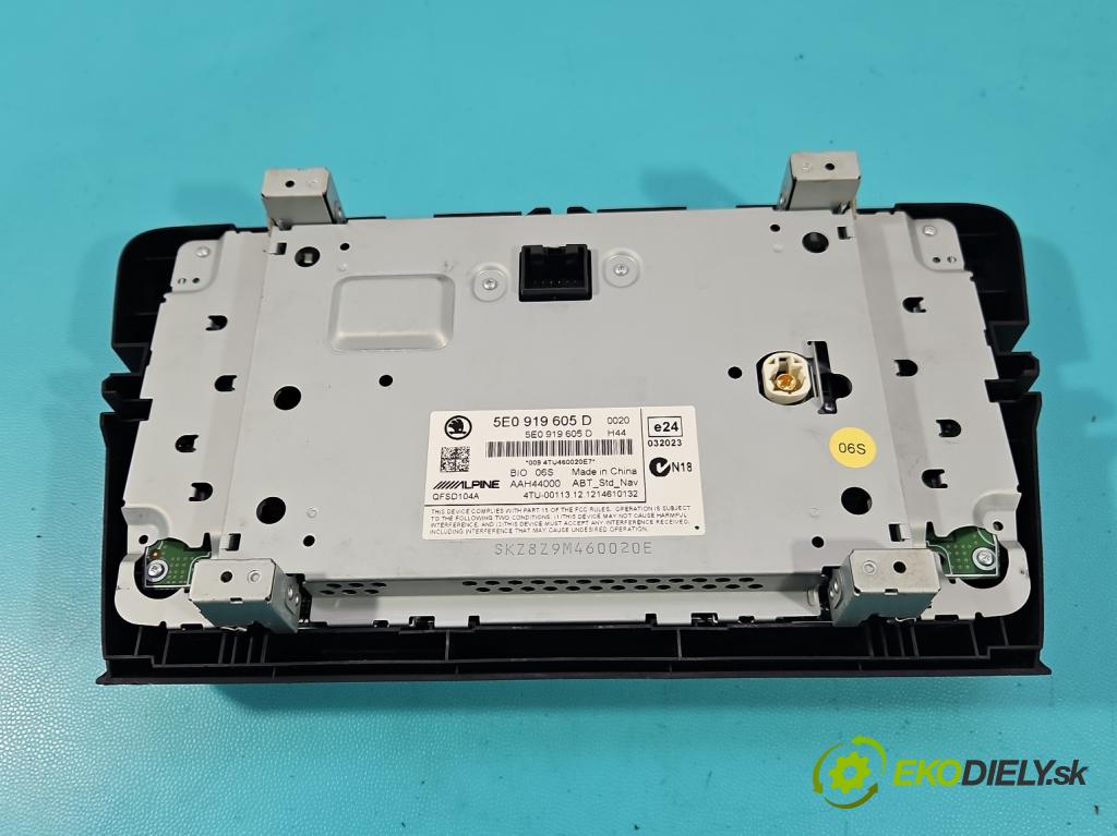 Skoda Octavia III 2013- 2.0 tdi 150 HP manual 110 kW 1968 cm3 5- Radio originál 5E0919605D