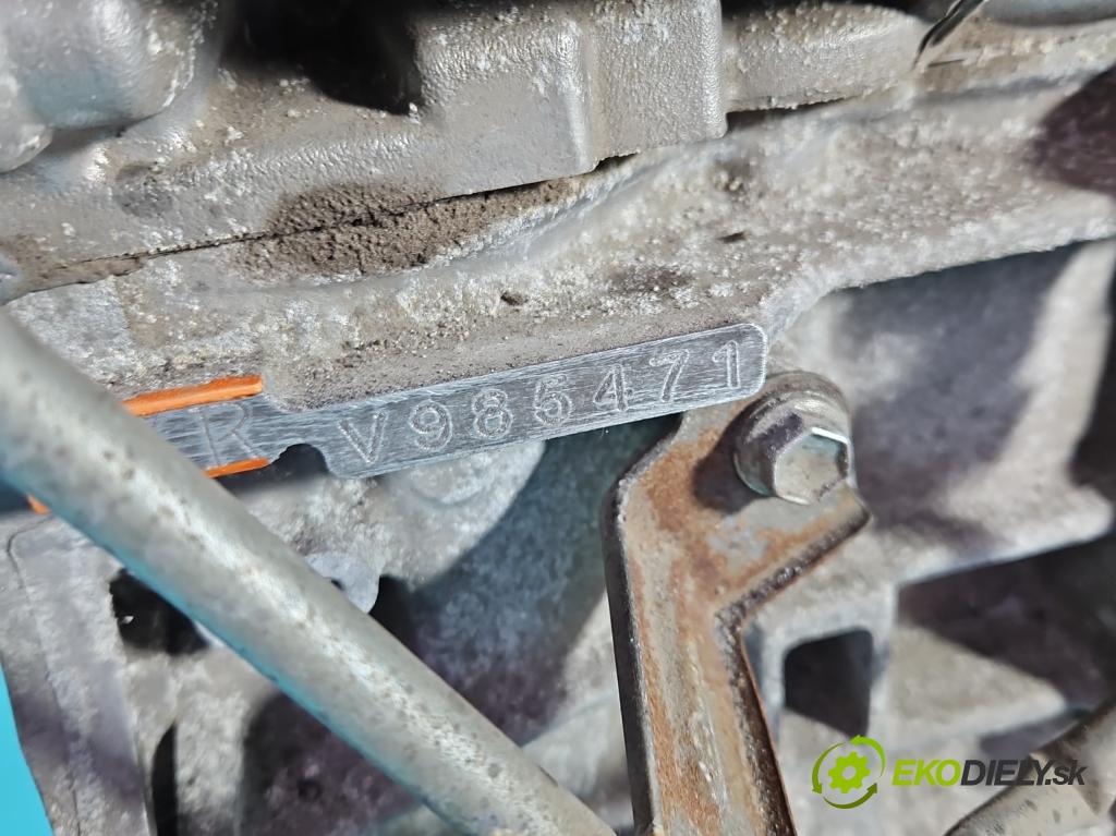 Toyota Auris II 2012-2018 1.8 hybrid 99 hp automatic 73 kW 1798 cm3 5- motor benzín 2ZR