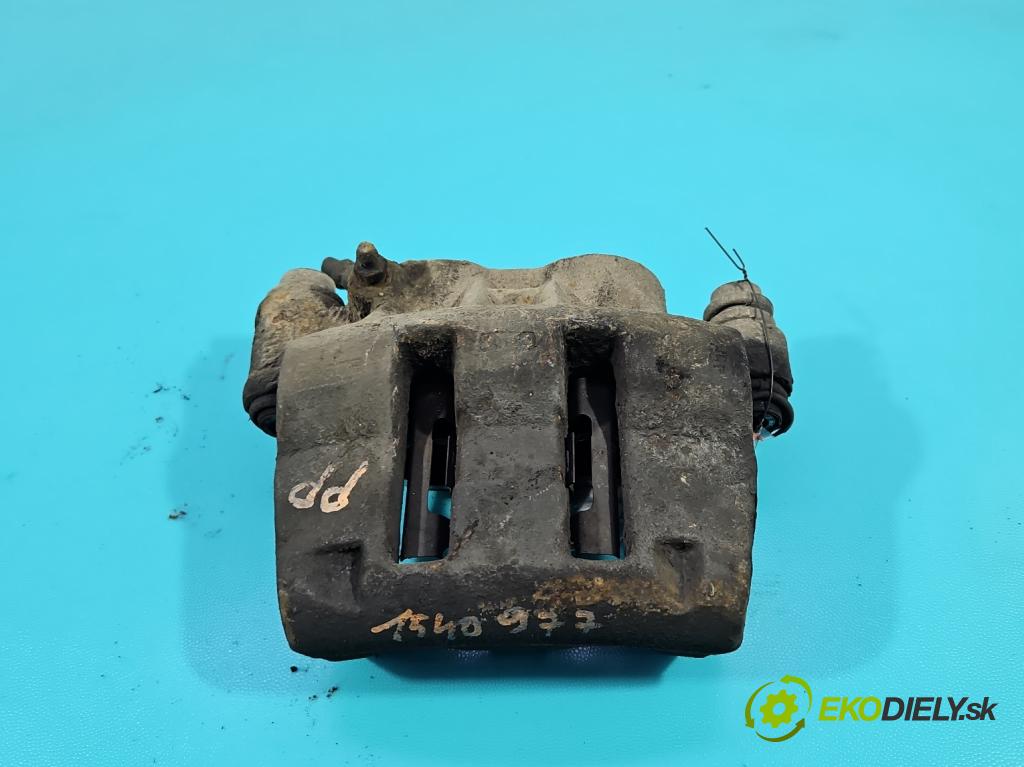 Opel Movano II 2003-2010 2.5 cdti 114 HP manual 84 kW 2463 cm3 5- brzdič predné pravý  (Kľučka dverí ostatné)