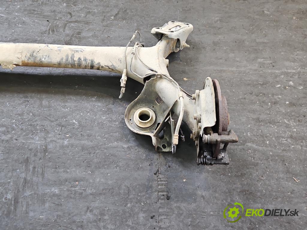 Citroen C4 I 2004-2011 1.6 hdi 90 hp manual 66 kW 1560 cm3 3- zadní výztuha  (Zadní výztuha)