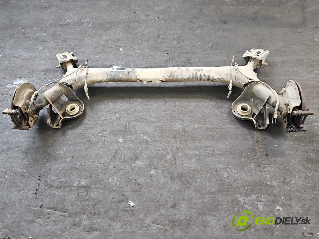 Citroen C4 I 2004-2011 1.6 hdi 90 hp manual 66 kW 1560 cm3 3- zadní výztuha  (Zadní výztuha)