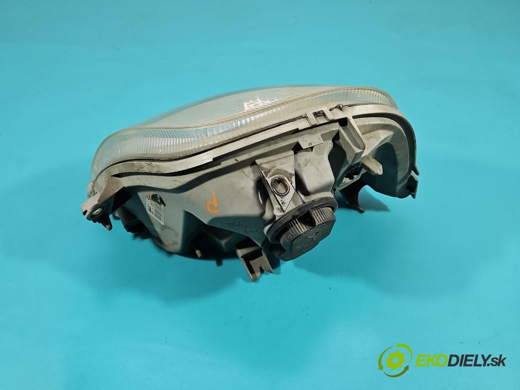 Opel Movano II 2003-2010 2.5 cdti 114 HP manual 84 kW 2463 cm3 5- Reflektor: pravý 8200163518 (Svetlo predné pravé)