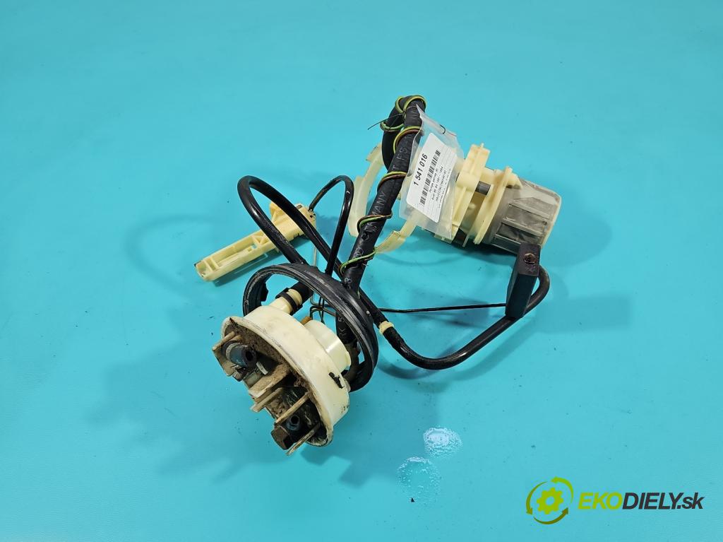 Audi 80 B4 1991-1994 2.0 90 HP manual 66 kW 1984 cm3 4- čerpadlo palivo 8A0201319A