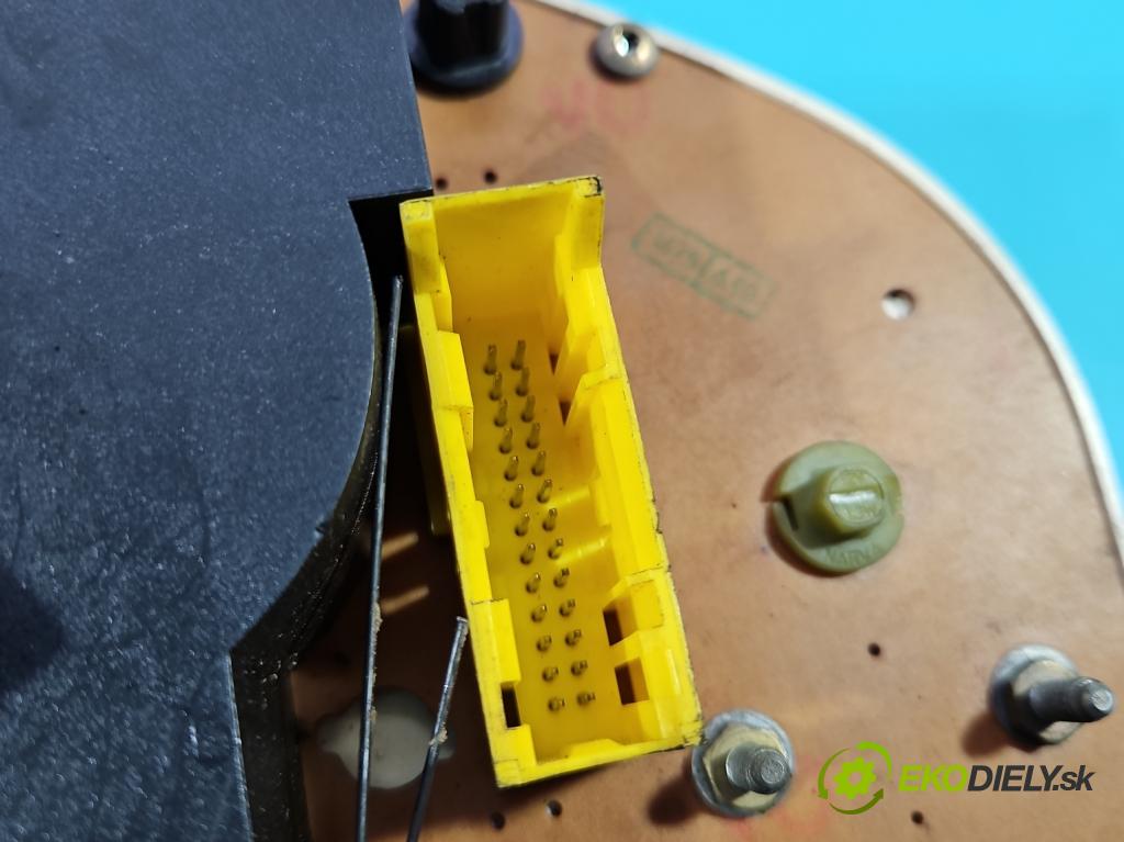 Audi 80 B4 1991-1994 2.0 90 HP manual 66 kW 1984 cm3 4- prístrojovka/ budíky 893919067 (Prístrojová doska)