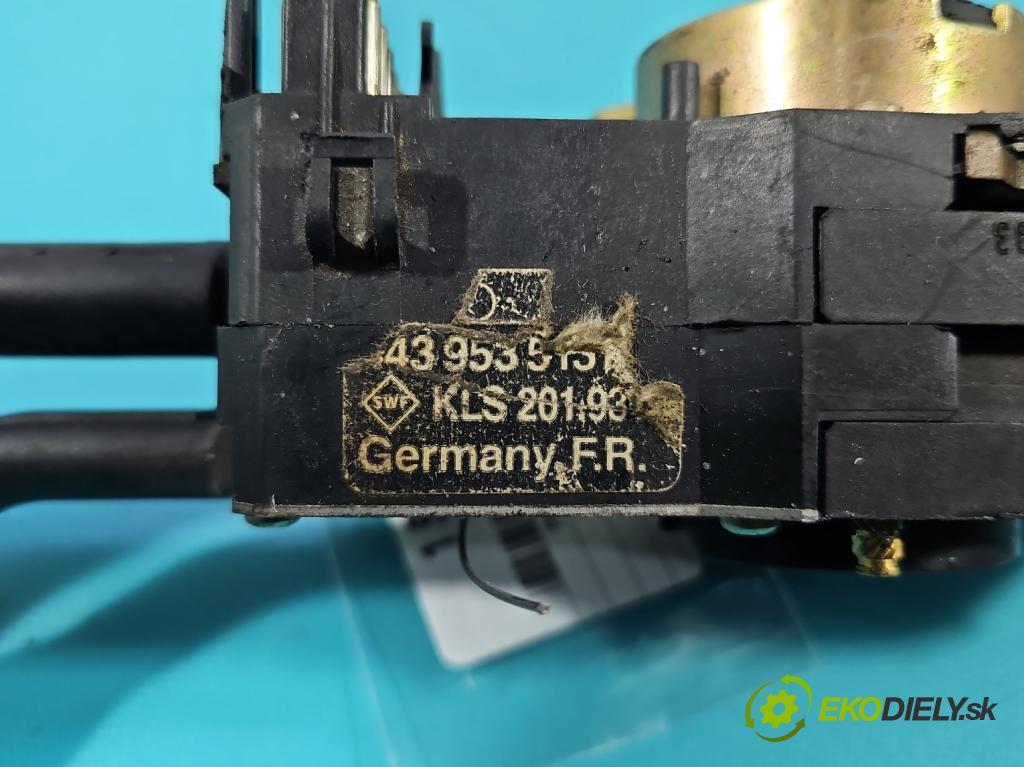 Audi 80 B4 1991-1994 2.0 90 HP manual 66 kW 1984 cm3 4- prepínač komplex:  (Prepínacie páčky pod volantom)