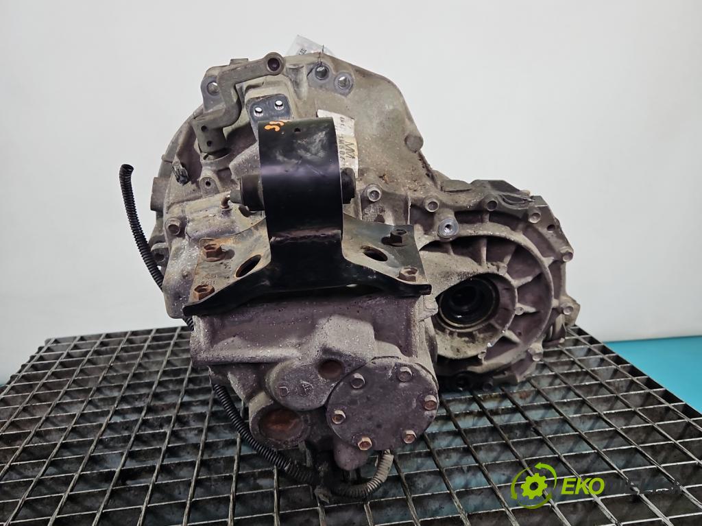 Nissan Almera N16 2000-2006 1.5 16V 98 HP manual 72 kW 1497 cm3 5- prevodovka stupeň,rýchlosť manual 4M40