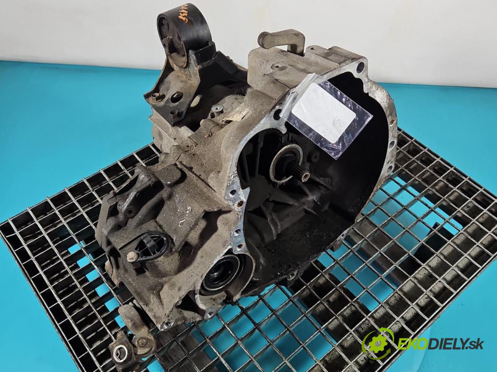 Nissan Almera N16 2000-2006 1.5 16V 98 HP manual 72 kW 1497 cm3 5- prevodovka stupeň,rýchlosť manual 4M40