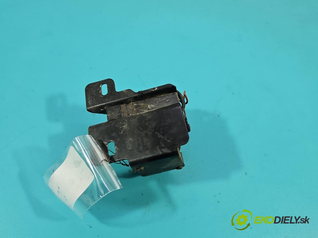 Audi 80 B4 1991-1994 2.0 90 HP manual 66 kW 1984 cm3 4- cievka zapaľovacia 8A0905105 (Zapaľovacia cievka)