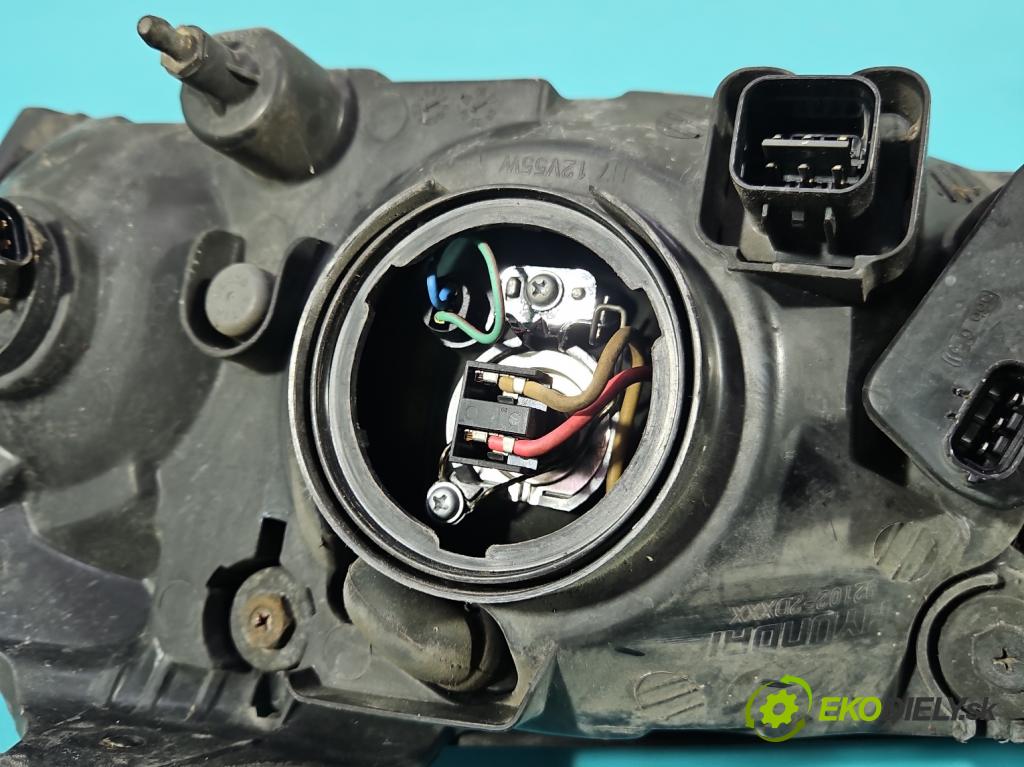 Hyundai Elantra III 2000-2006 1.6 16V 107 HP manual 79 kW 1599 cm3 5- Reflektor: pravý  (Svetlo predné pravé)