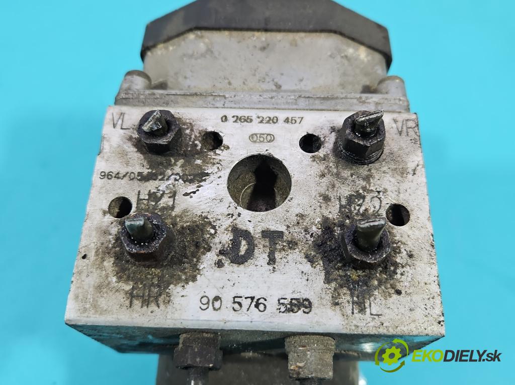 Opel Vectra B 1995-2002 2.0 16V 136 HP manual 100 kW 1998 cm3 5- čerpadlo abs 0265220457 (Pumpa ABS)