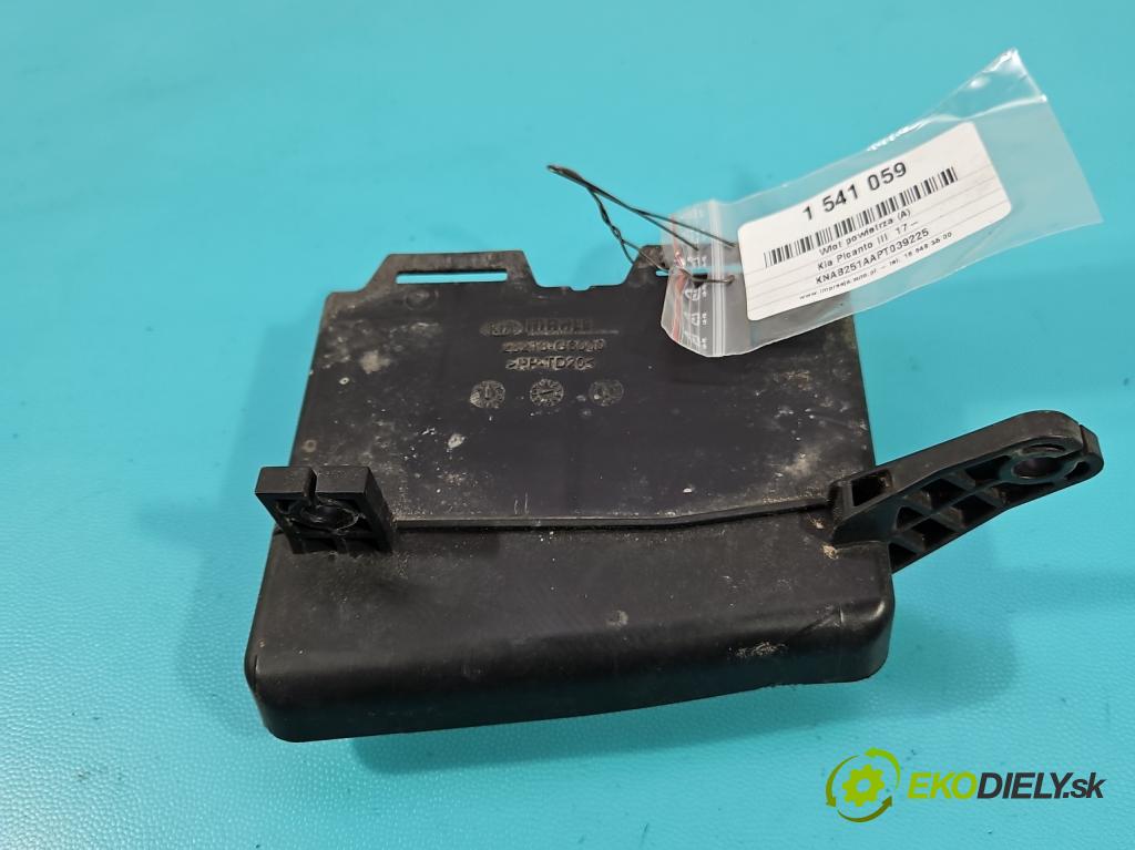 Kia Picanto III  17- 1.2 MPI 84KM manual 61.8 kW 1197 cm3 5- Vstup: vzduchu 28213-G6000