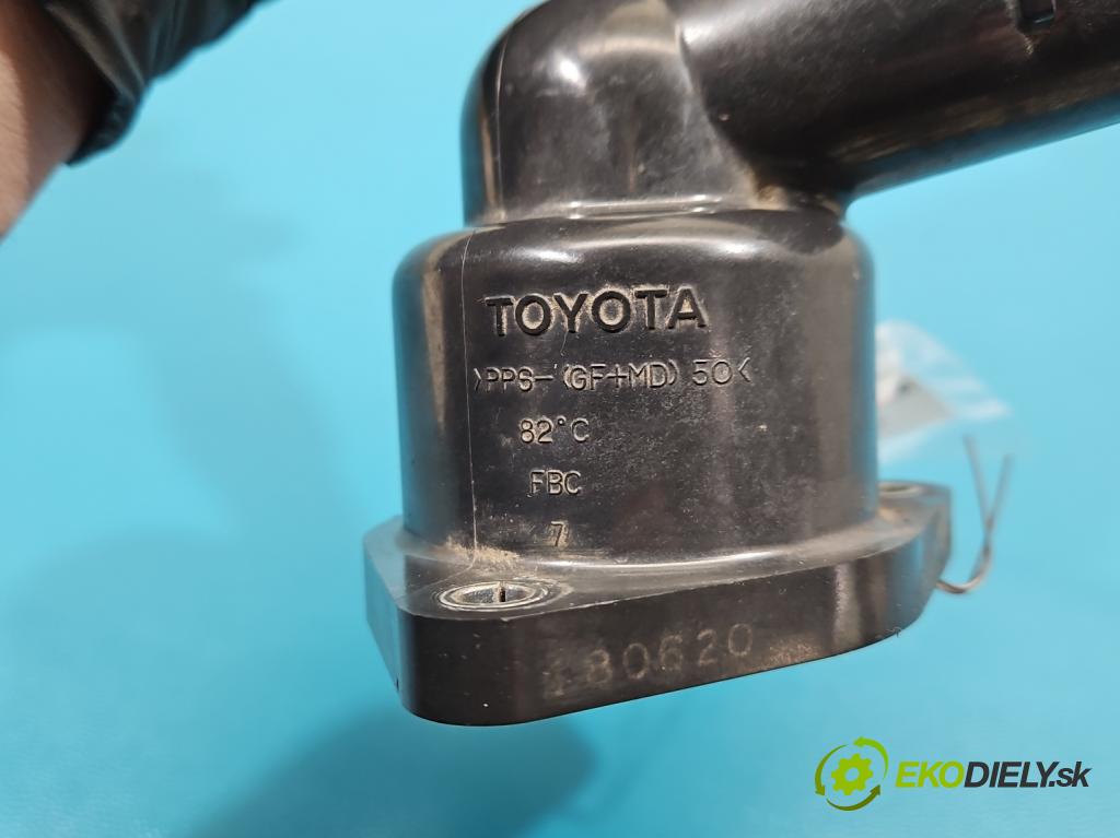 Toyota Auris II 2012-2018 1.8 hybrid 99 HP automatic 73 kW 1798 cm3 5- rúrka systému chladenia