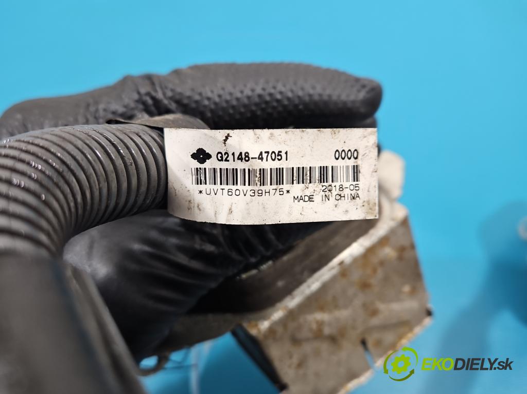 Toyota Auris II 2012-2018 1.8 hybrid 99 HP automatic 73 kW 1798 cm3 5- Zväzok: ostatné G2148-47051
