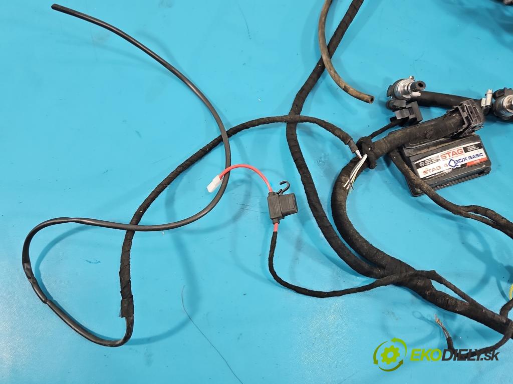 Toyota Auris II 2012-2018 1.8 hybrid 99 HP automatic 73 kW 1798 cm3 5- inštalácia LPG STAG 4 QBOX BASIC