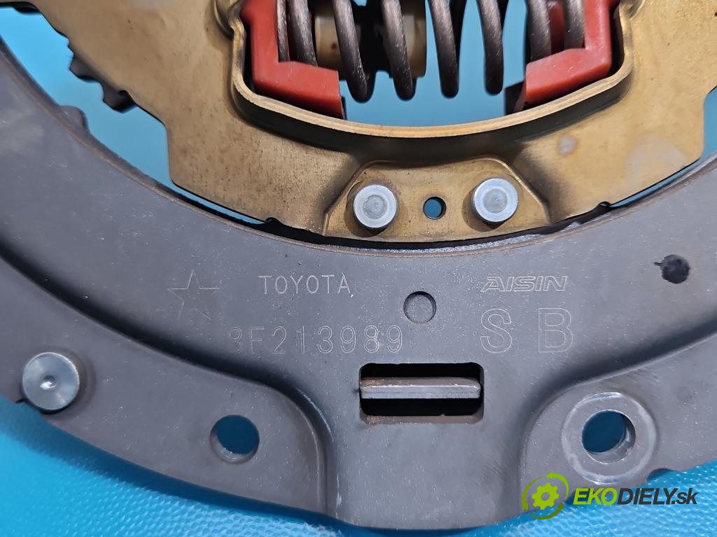 Toyota Auris II 2012-2018 1.8 hybrid 99 HP automatic 73 kW 1798 cm3 5- Spojka: 8F213989 (Spojková sada)