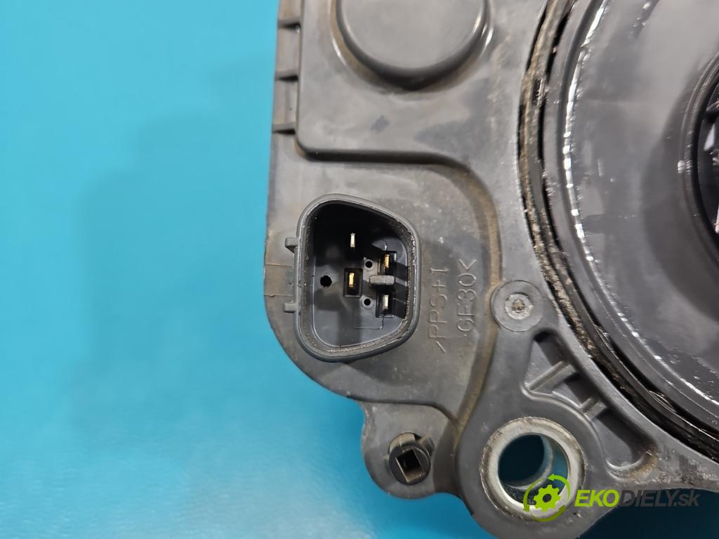 Toyota Auris II 2012-2018 1.8 hybrid 99 hp automatic 73 kW 1798 cm3 5- čerpadlo vody 0218 (Vodní pumpa)