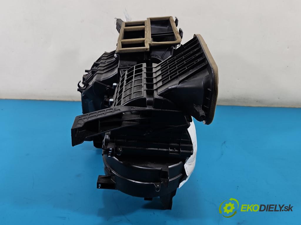 Kia Picanto III  17- 1.2 MPI 84KM manual 61.8 kW 1197 cm3 5- radiator DF901CXGAA (Radiátor kúrenia)