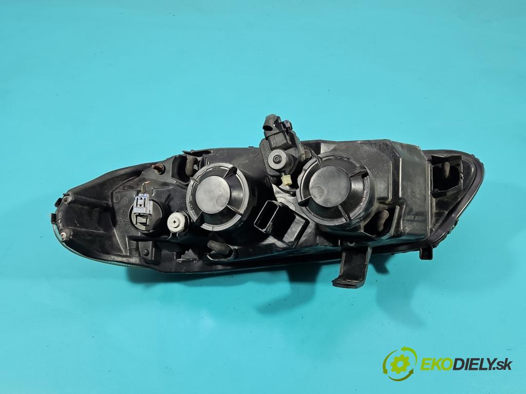 Nissan Almera N16 2000-2006 1.5 16V 98 hp manual 72 kW 1497 cm3 5- světlo pravý  (Pravé přední světlo)
