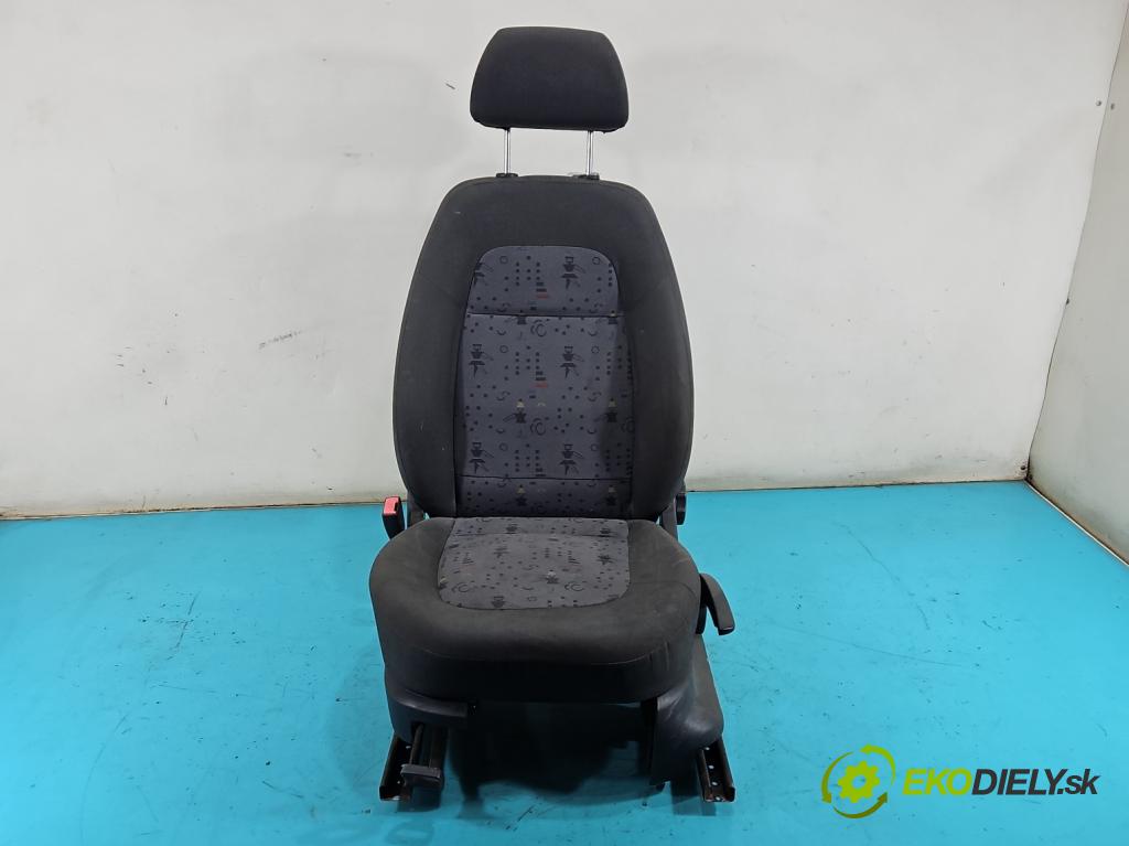 Skoda Fabia I 1999-2007 1.4 16V 75 HP manual 55 kW 1390 cm3 4- Sedačka ľavý  (Sedadlo)