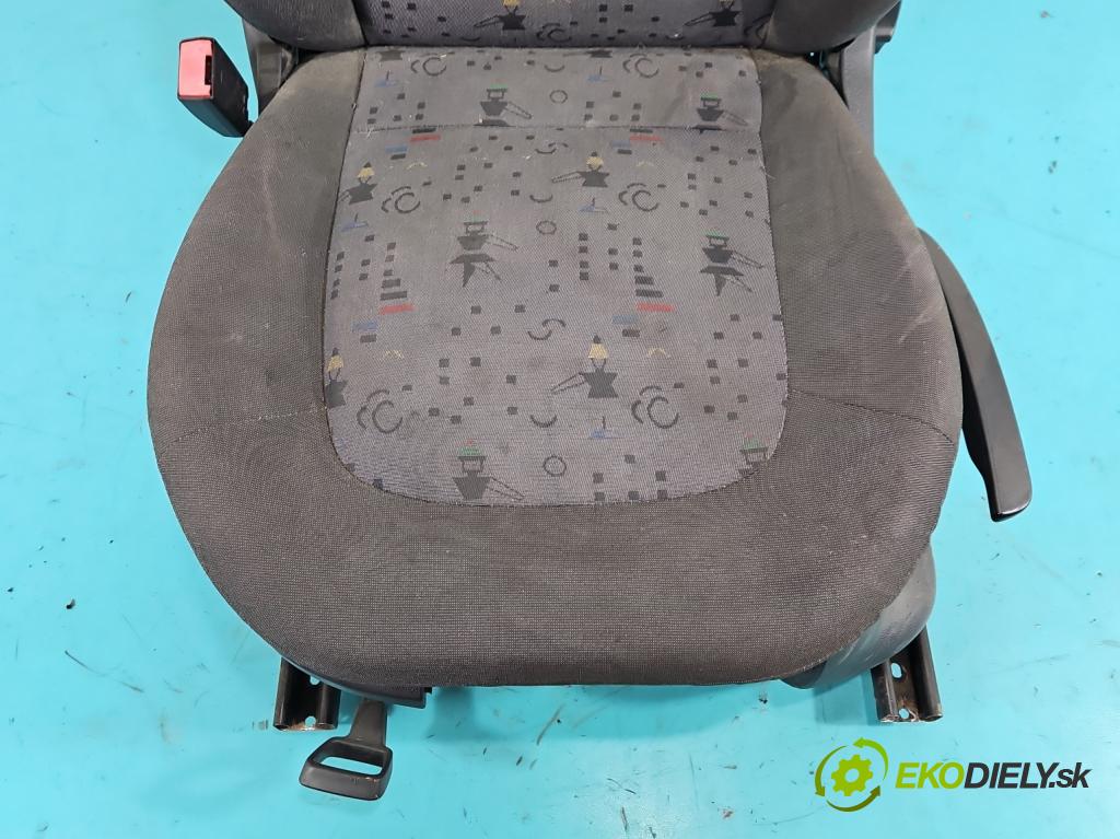 Skoda Fabia I 1999-2007 1.4 16V 75 hp manual 55 kW 1390 cm3 4- Sedadlo levý  (Sedadlo)