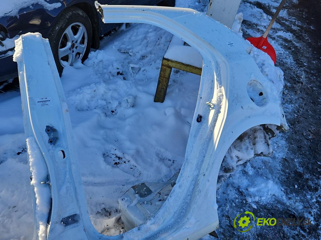 Kia Picanto III  17- 1.2 MPI 84KM manual 61.8 kW 1197 cm3 5- blatník zadné ľavý