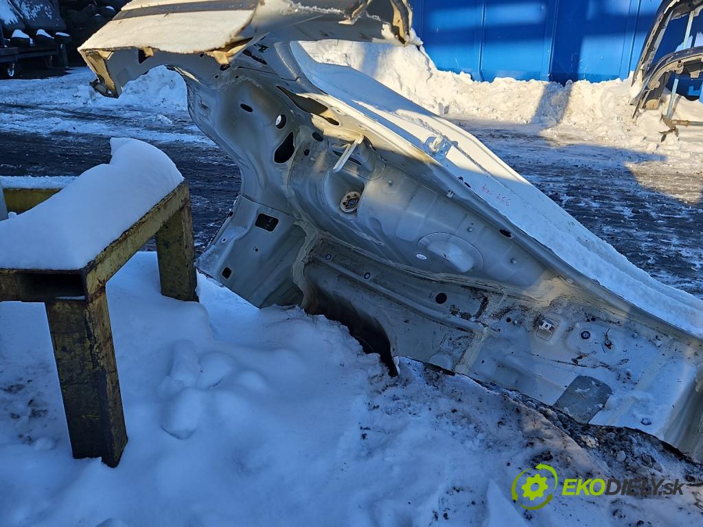 Kia Picanto III  17- 1.2 MPI 84KM manual 61.8 kW 1197 cm3 5- blatník zadné ľavý