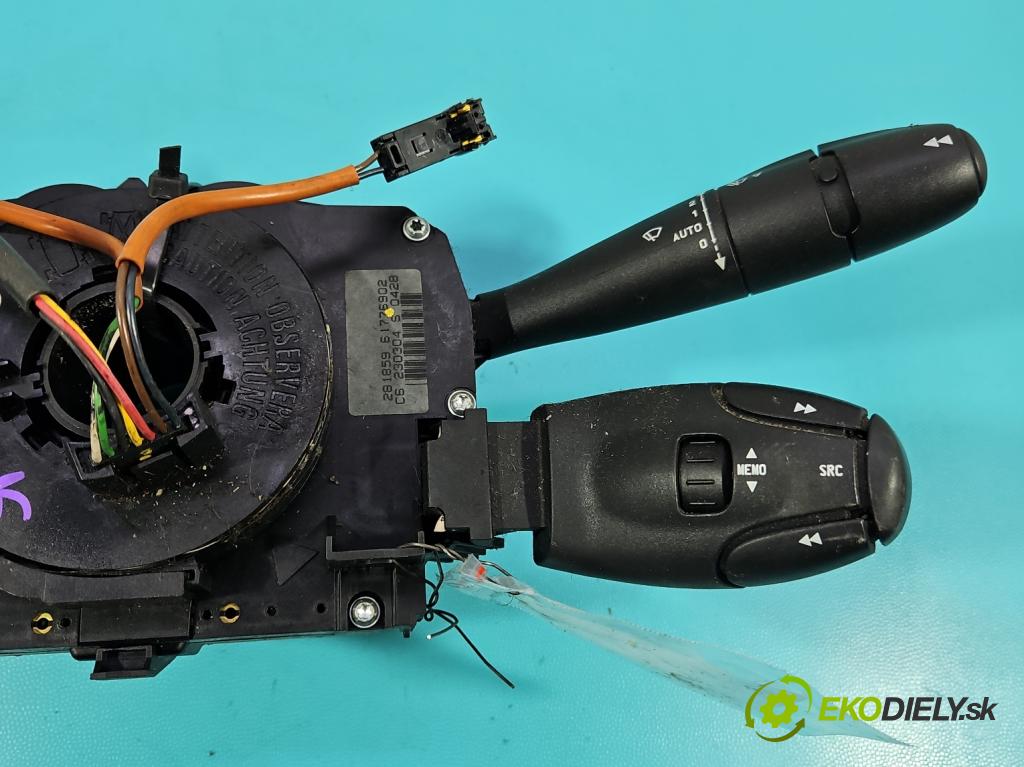 Peugeot 407 2.0 hdi 136 HP manual 100 kW 1997 cm3 4- prepínač komplex: 96473051XT (Prepínacie páčky pod volantom)