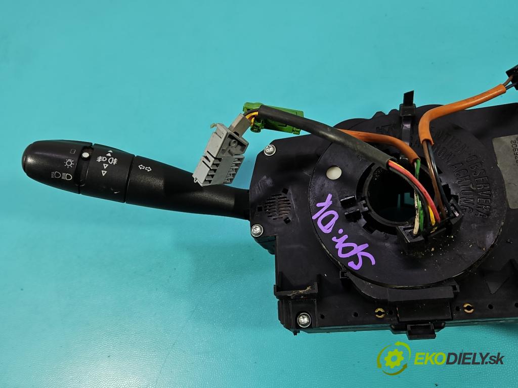 Peugeot 407 2.0 hdi 136 HP manual 100 kW 1997 cm3 4- prepínač komplex: 96473051XT (Prepínacie páčky pod volantom)