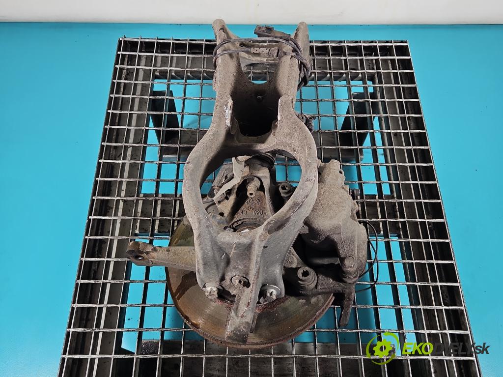 Peugeot 407 2.0 hdi 136hp manual 100 kW 1997 cm3 4- náboj levé  (Náboj kola)