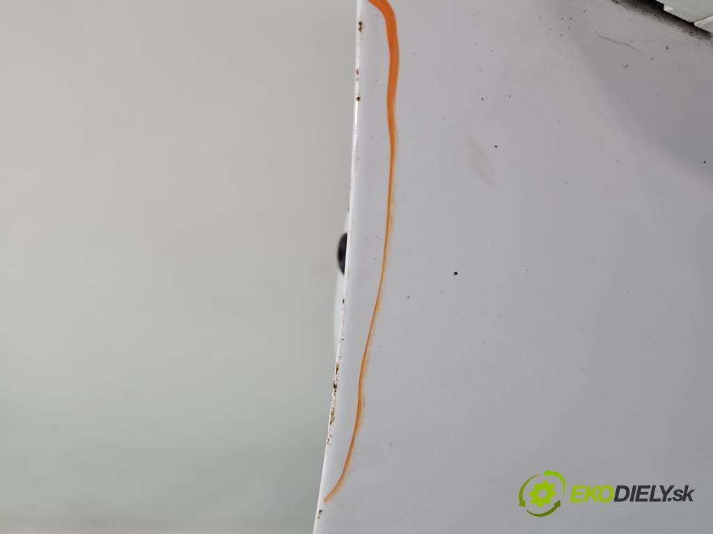 Skoda Octavia III 2013- 2.0 tdi 150 HP manual 110 kW 1968 cm3 5- dvere predné pravé  (Kľučka dverí ostatné)