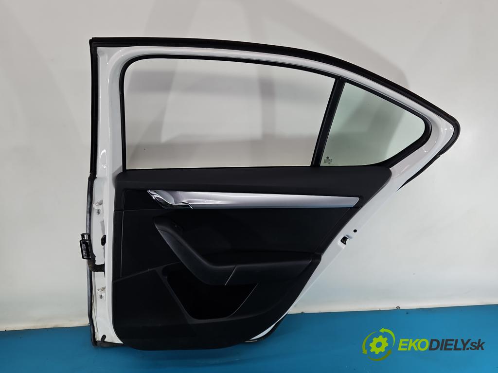 Skoda Octavia III 2013- 2.0 tdi 150 HP manual 110 kW 1968 cm3 5- dvere zadné pravé  (Kľučka dverí ostatné)