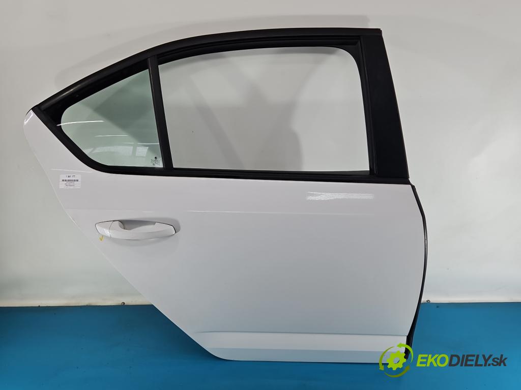 Skoda Octavia III 2013- 2.0 tdi 150 HP manual 110 kW 1968 cm3 5- dvere zadné pravé  (Kľučka dverí ostatné)