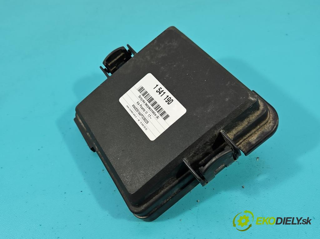 Kia Picanto III  17- 1.2 MPI 84KM manual 61.8 kW 1197 cm3 5- skříňka pojistková 91450-G6011A (Pojistková skříňka)